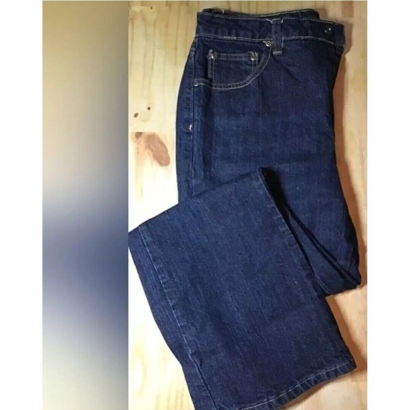 St. John's Bay Jeans Women's Size 12 Bootcut Short Cropped Leg Dark Wash Blue - Picture 4 of 6